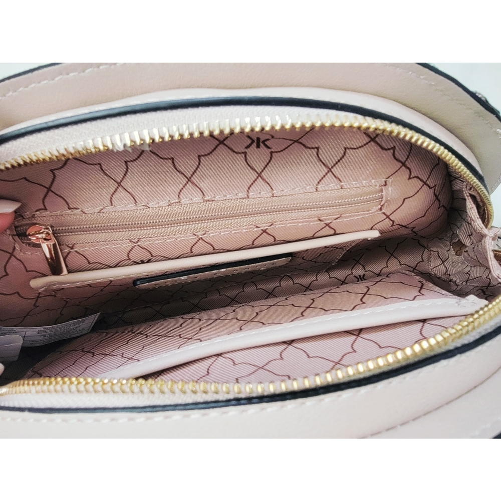 Shimmer Clutch Wristlet - Picture 5 of 7